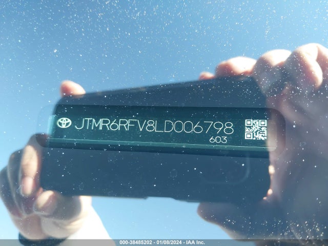 2020 TOYOTA RAV4 XLE HYBRID VIN: JTMR6RFV8LD006798
