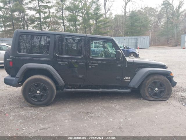 1C4HJXDG7JW264850 Jeep Wrangler Unlimited Sport 4x4