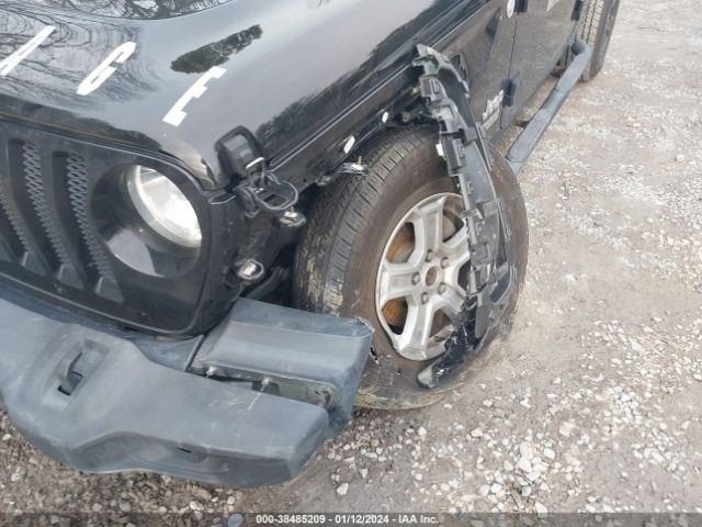 1C4HJXDG7JW264850 Jeep Wrangler Unlimited Sport 4x4