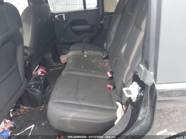 1C4HJXDG7JW264850 Jeep Wrangler Unlimited Sport 4x4