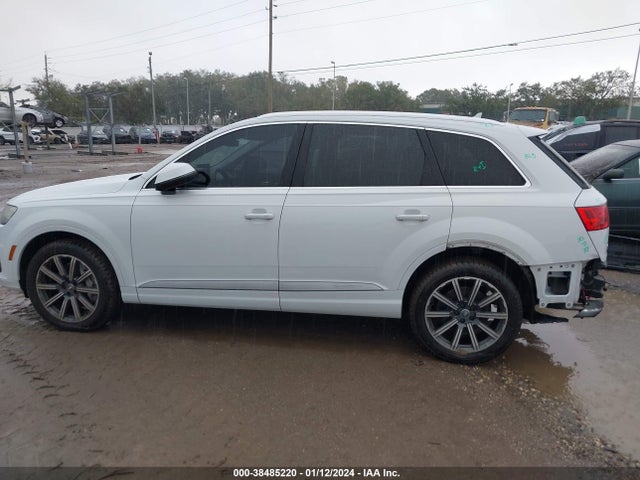 Audi Q7 3.0t Premium 2017 WA1LAAF78HD010388 Image 15