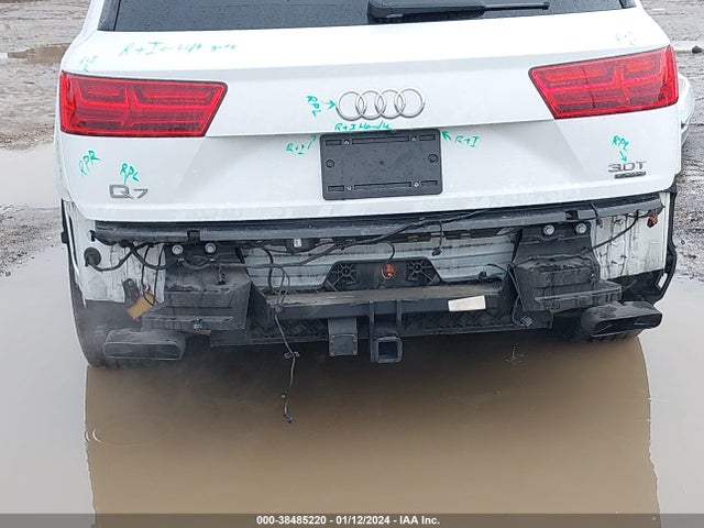 Audi Q7 3.0t Premium 2017 WA1LAAF78HD010388 Image 6