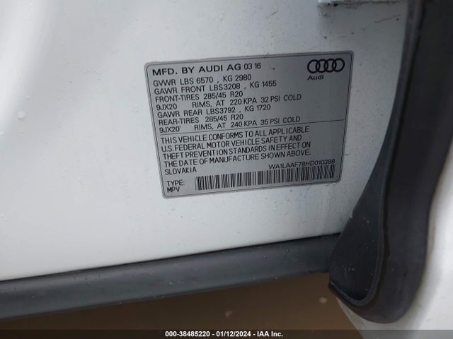 Audi Q7 3.0t Premium 2017 WA1LAAF78HD010388 Image 9