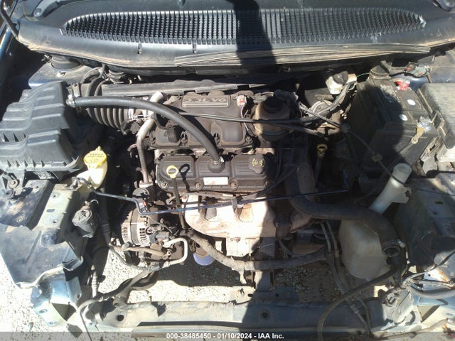 2005 CHRYSLER TOWN & COUNTRY LX VIN: 2C4GP44R15R546250