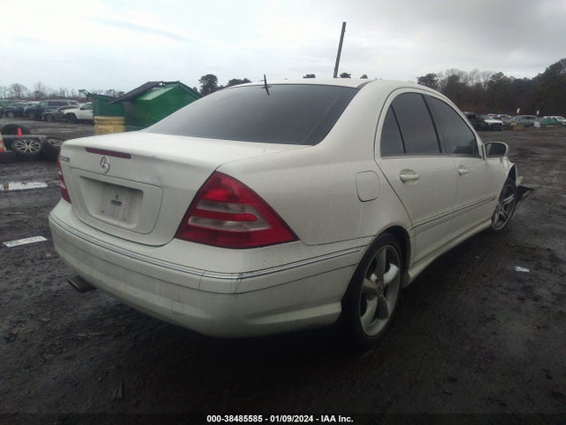 2006 MERCEDES-BENZ C 230 SPORT VIN: WDBRF52H76A854250