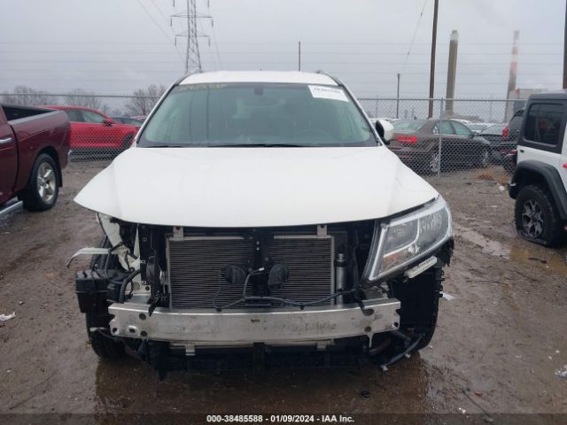 5N1AR2MM5GC612735 Nissan Pathfinder Sl