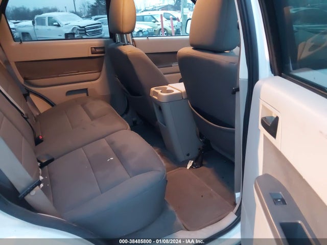 2009 FORD ESCAPE XLT VIN: 1FMCU03719KB48150