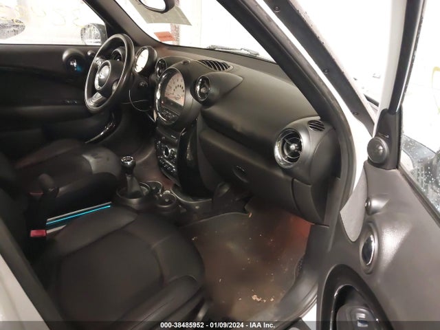 2013 MINI COUNTRYMAN WMWZC3C53DWP51178 Photo 4