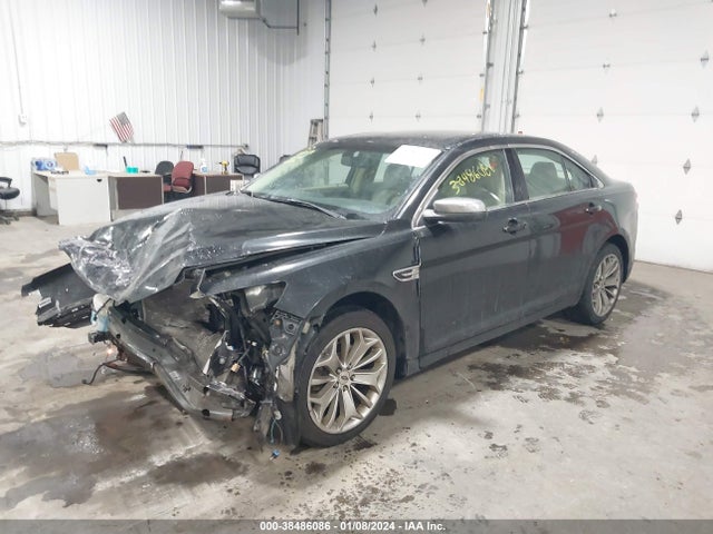 Ford Taurus Limited 2015 1FAHP2F8XFG155006 Image 2