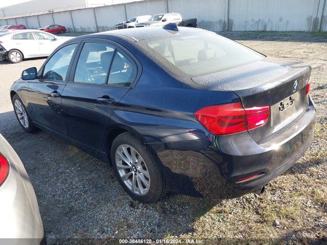BMW 320i 2017 WBA8E1G54HNU13935 Image 3