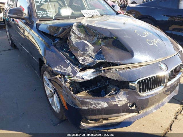 BMW 320i 2017 WBA8E1G54HNU13935 Image 6