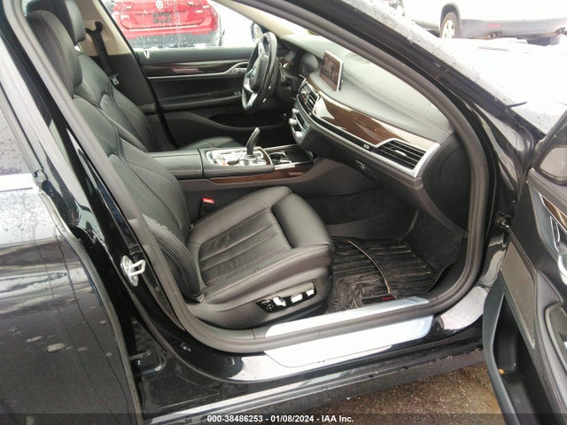 BMW 740 Xi 2020 WBA7T4C05LGF97389 Image 5