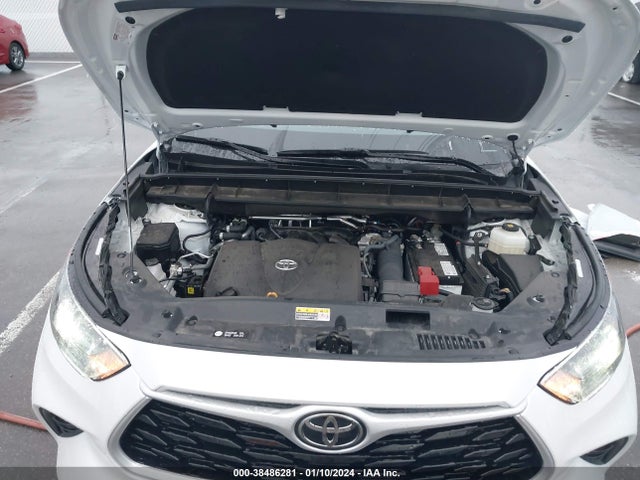 Toyota Highlander Xle 2022 5TDGZRBH4NS594639 Image 10