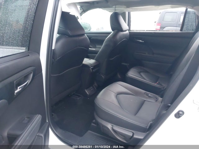 Toyota Highlander Xle 2022 5TDGZRBH4NS594639 Image 8