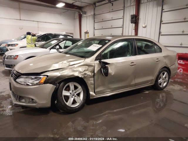 3VWLL7AJXEM288762 Volkswagen Jetta 2.0l Tdi