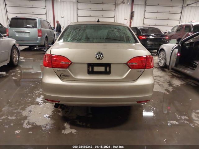 3VWLL7AJXEM288762 Volkswagen Jetta 2.0l Tdi