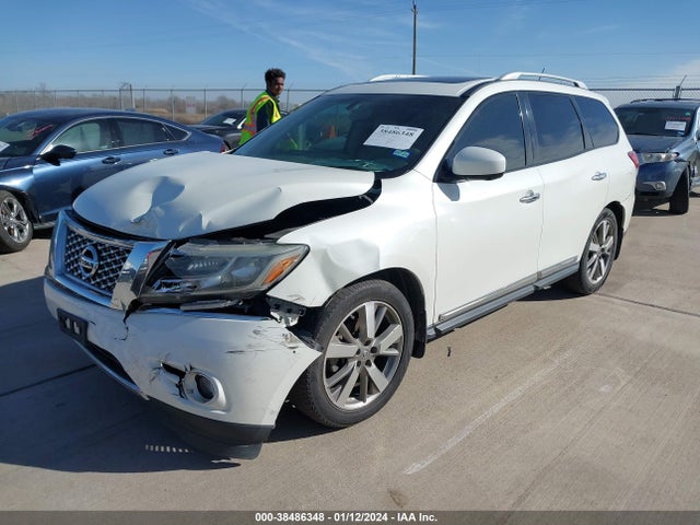 Nissan Pathfinder Platinum 2015 5N1AR2MN8FC612915 Image 2