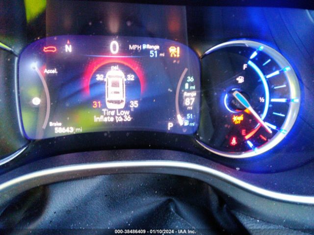2C4RC1L77NR122946 Chrysler Pacifica Hybrid Touring L