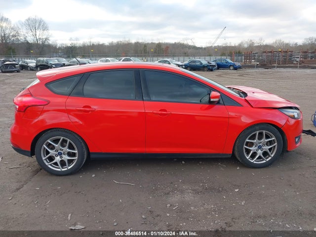 2015 FORD FOCUS SE VIN: 1FADP3K27FL302864