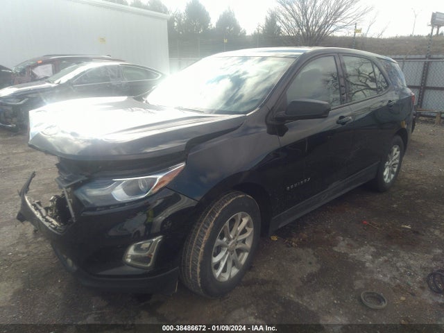Chevrolet EQUINOX LS 2019 2GNAXHEVXK6274388 Image 2