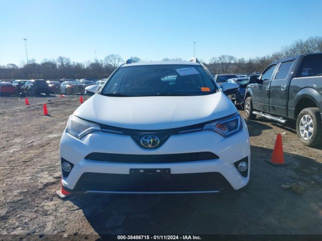 2T3RFREV7JW732248 Toyota Rav4 Xle