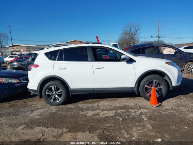 2T3RFREV7JW732248 Toyota Rav4 Xle