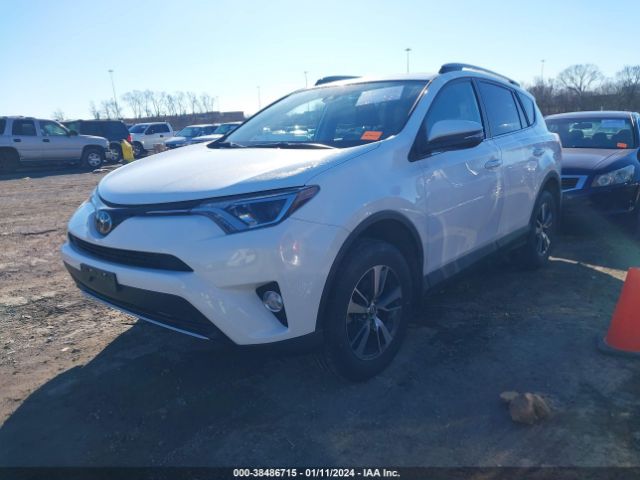 2T3RFREV7JW732248 Toyota Rav4 Xle
