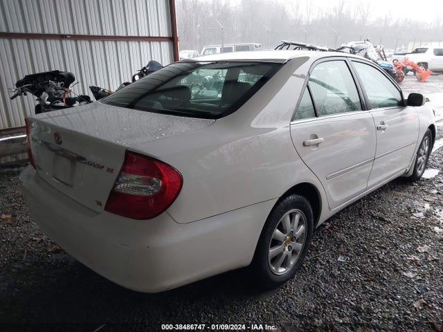2003 TOYOTA CAMRY XLE VIN: 4T1BF30K53U042019