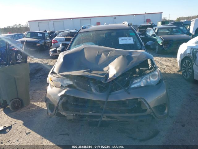 JTMZFREV0ED032770 Toyota RAV4 LE