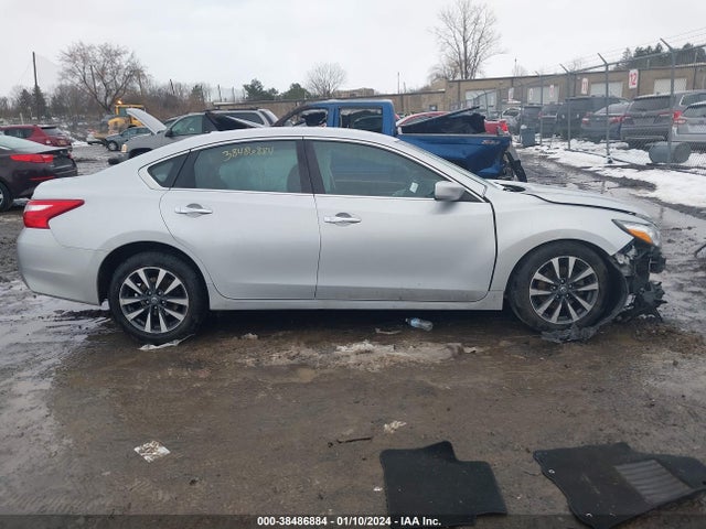 Nissan Altima 2.5 Sv 2017 1N4AL3APXHC180774 Image 14