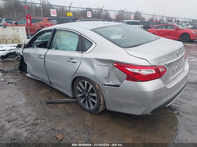 Nissan Altima 2.5 Sv 2017 1N4AL3APXHC180774 Image 3