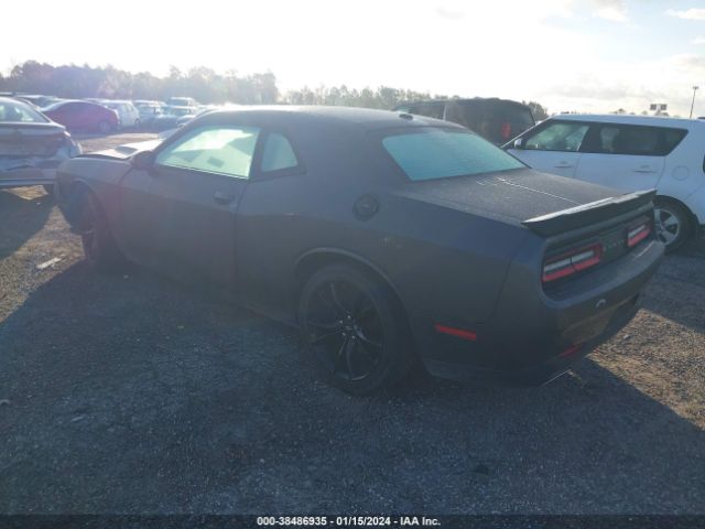 2C3CDZAG9JH305886 Dodge Challenger Sxt