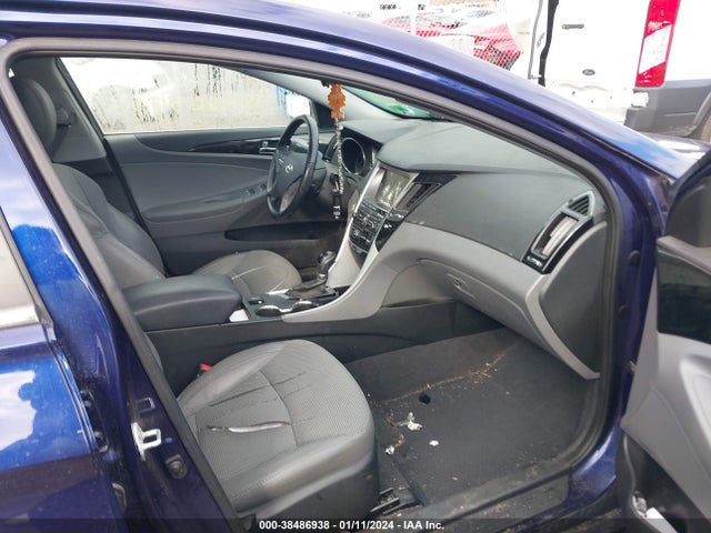 2014 HYUNDAI SONATA SE VIN: 5NPEC4AC3EH829684