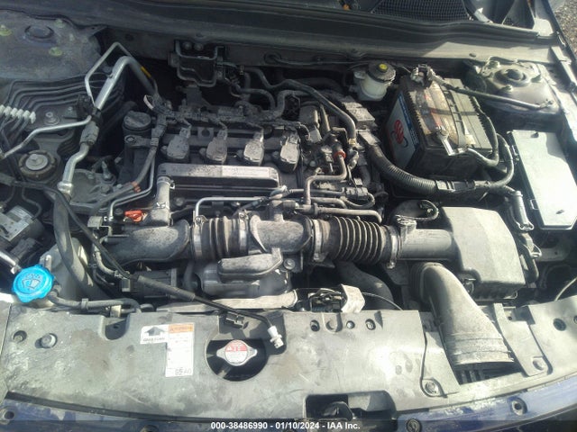 Honda Accord Touring 2018 1HGCV1F94JA186200 Image 10