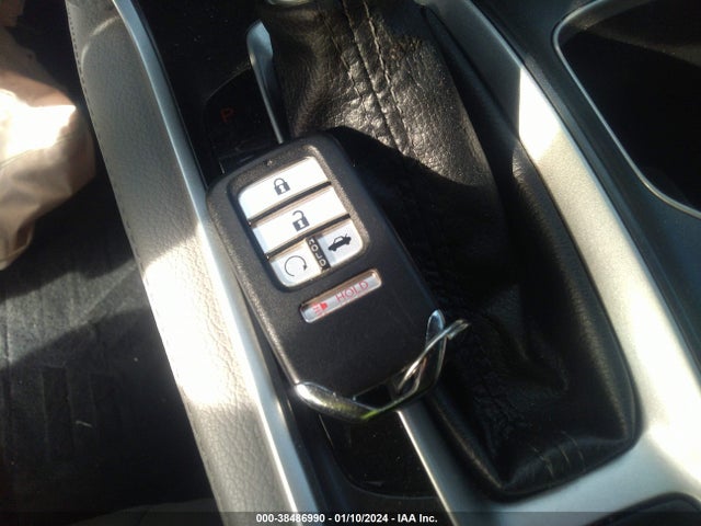 Honda Accord Touring 2018 1HGCV1F94JA186200 Image 11