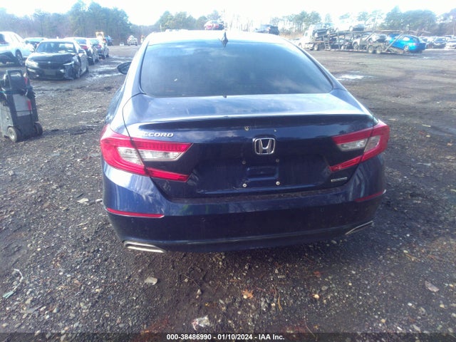 Honda Accord Touring 2018 1HGCV1F94JA186200 Image 16