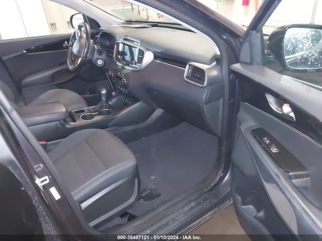 KIA Sorento 2.4l Lx 2019 5XYPGDA38KG438790 Image 5