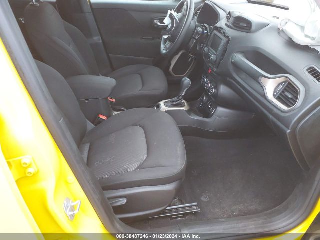 ZACCJBABXHPE85775 Jeep Renegade Sport 4x4