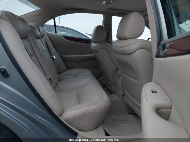 2004 LEXUS ES 330 VIN: JTHBA30G245010833