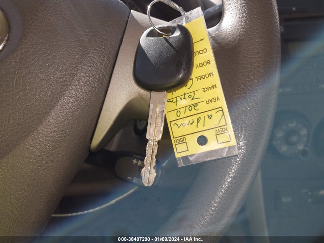 2010 TOYOTA COROLLA LE VIN: JTDBU4EE0AJ077133