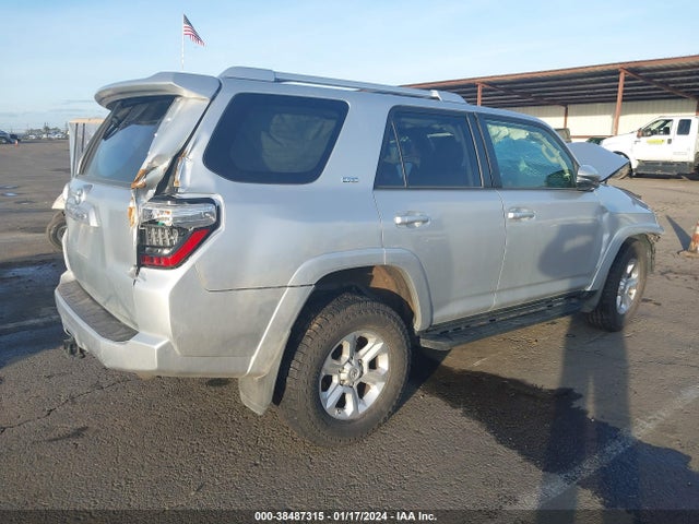 Toyota 1gr-fe 2018 JTEBU5JR0J5592362 Image 17