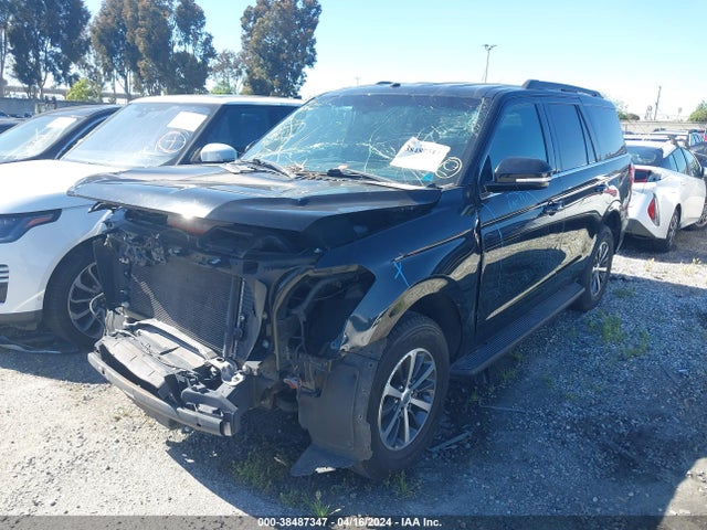 Ford Expedition Xlt 2018 1FMJU1HT6JEA28785 Image 2