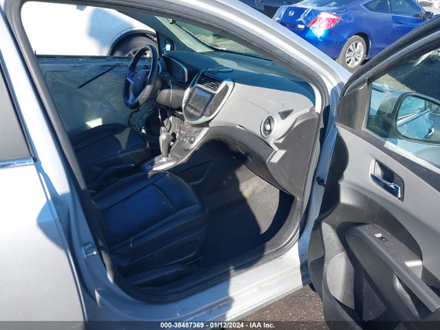 Chevrolet Sonic Premier Auto 2019 1G1JF5SB5K4124199 Image 5
