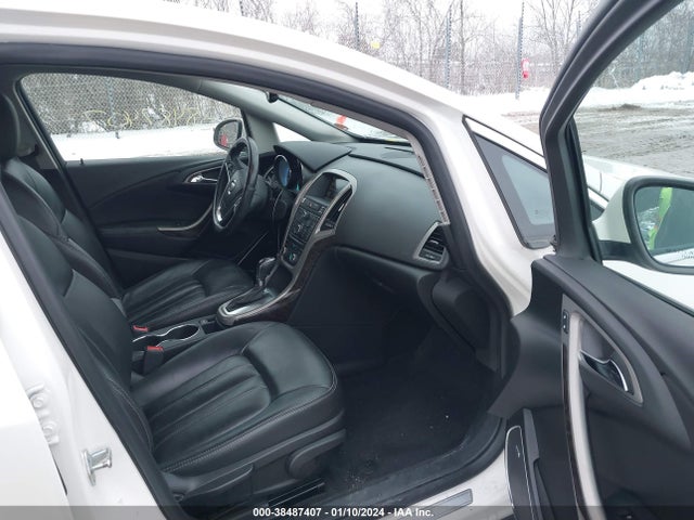 1G4PS5SKXE4107105 Buick Verano Leather Group