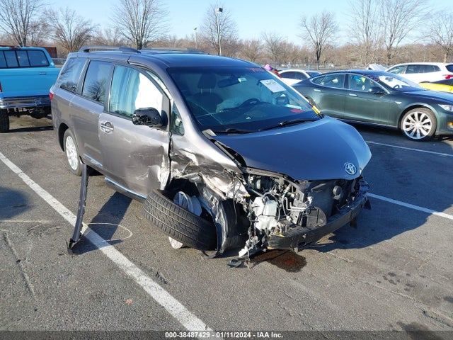 Toyota Sienna Xle 7 Passenger 2017 5TDDZ3DC7HS170359 Image 6
