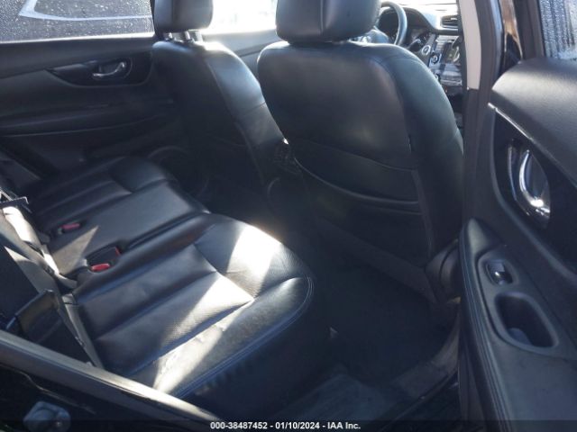 JN8AT2MV7JW316995 Nissan Rogue Sl