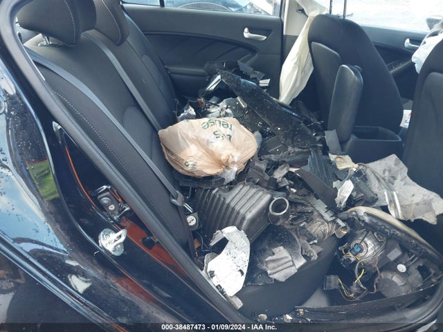 KIA FORTE LX 2018 3KPFK4A71JE167077 Image 8