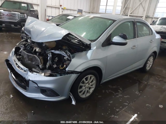 Chevrolet Sonic Lt Auto 2017 1G1JD5SBXH4142311 Image 2