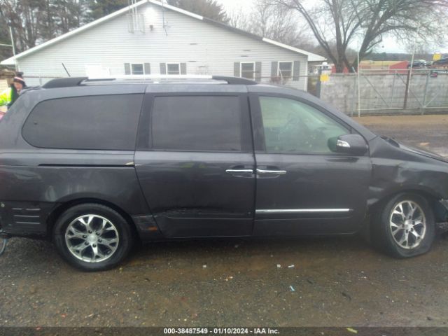 KNDMH4C70E6545453 KIA SEDONA EX
