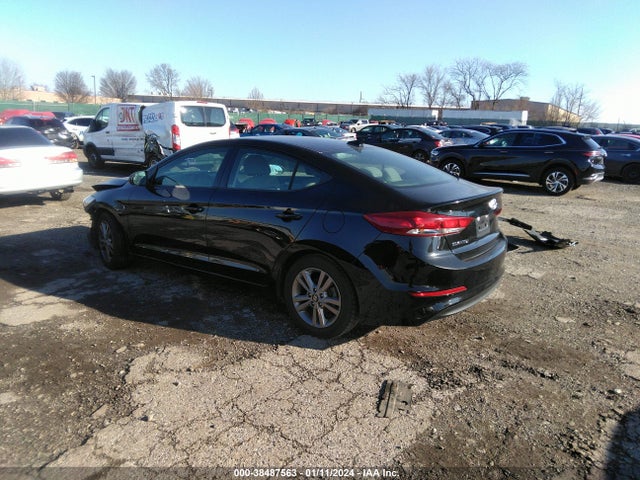 Hyundai ELANTRA SEL 2018 5NPD84LF9JH400824 Image 3